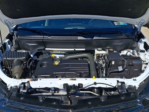 Used 2024 Chevrolet Equinox RS w/ RS Leather Package image 27