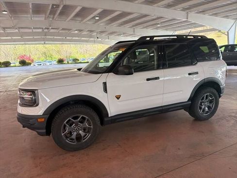 Used 2021 Ford Bronco Sport Badlands image 4