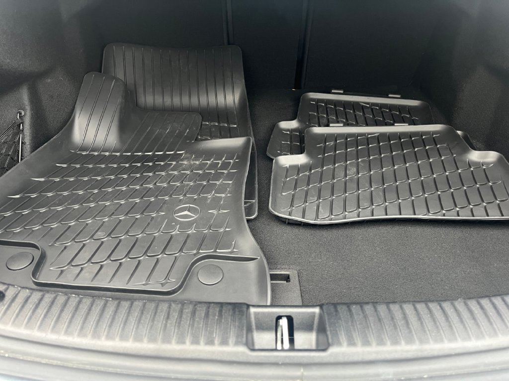 Certified 2021 Mercedes-Benz C 300 4MATIC Sedan image 17
