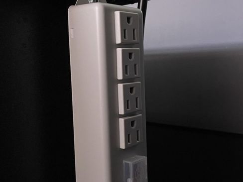 Used 2016 Ford Transit 150 XLT image 20