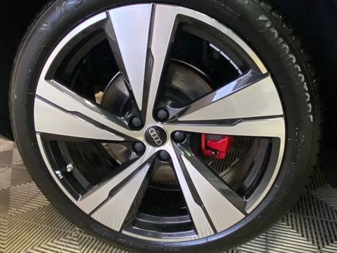 New 2025 Audi SQ5 Premium Plus image 9