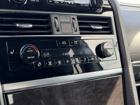 Used 2024 INFINITI QX80 Luxe AWD/4WD image 36