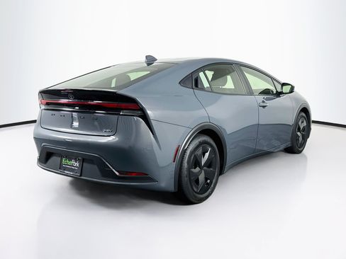 Used 2024 Toyota Prius LE FWD image 9