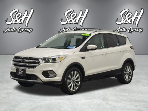 Used 2017 Ford Escape Titanium w/ Equipment Group 301A AWD/4WD image 20
