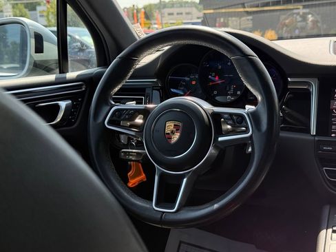 Used 2019 Porsche Macan AWD/4WD image 20
