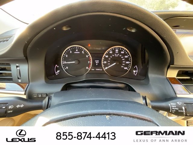Used 2015 Lexus ES 350 w/ Ultra Luxury Package FWD image 17