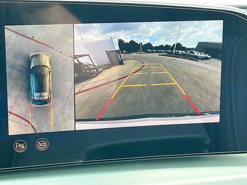 Used 2025 Cadillac Lyriq Sport RWD image 14