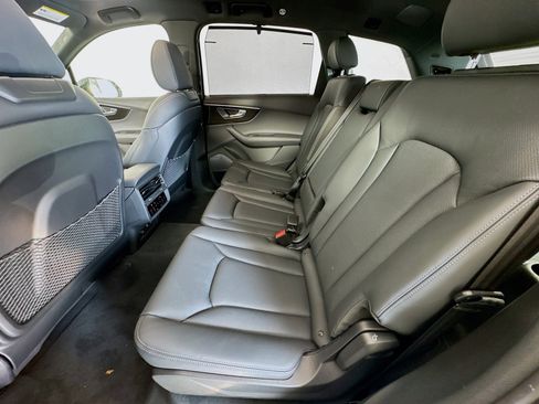New 2025 Audi Q7 3.0T Prestige image 24