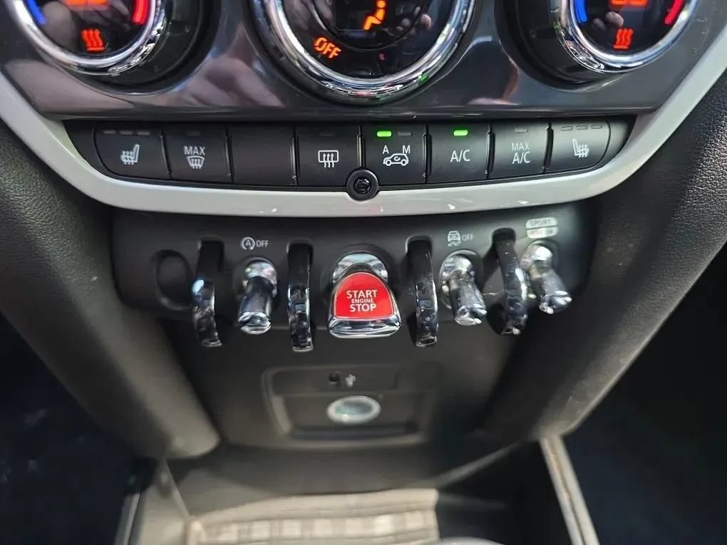 Used 2020 MINI Cooper Countryman S FWD image 28
