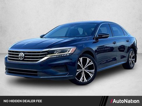 Used 2021 Volkswagen Passat 2.0T SE FWD image 1