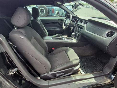 Used 2013 Ford Mustang GT RWD image 29
