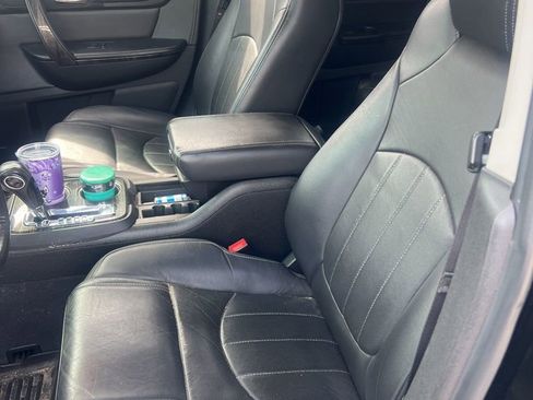 Used 2017 GMC Acadia Limited SLT AWD/4WD image 5