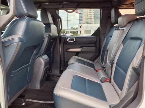 Used 2021 Ford Bronco Outer Banks AWD/4WD image 5