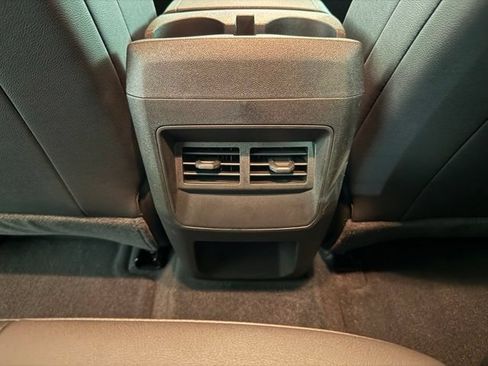 Used 2025 Chevrolet Colorado Trail Boss AWD/4WD image 25
