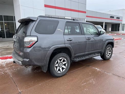 Certified 2021 Toyota 4Runner TRD Off-Road Premium image 4