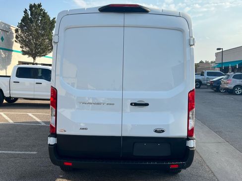 Used 2023 Ford Transit 250 Medium Roof AWD w/ Load Area Protection Package image 4