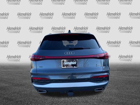 Used 2025 Audi Q5 Premium AWD/4WD image 8