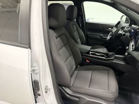 Certified 2025 Chevrolet Equinox LT image 18