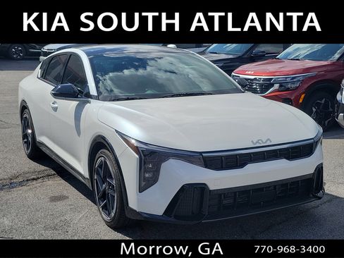 New 2026 Kia K4 GT-Line image 1