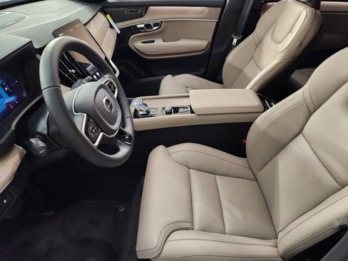 New 2026 Volvo XC90 T8 Ultra w/ Protection Package Premier AWD/4WD image 14
