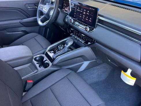 New 2025 GMC Canyon Elevation w/ Convenience Package image 12