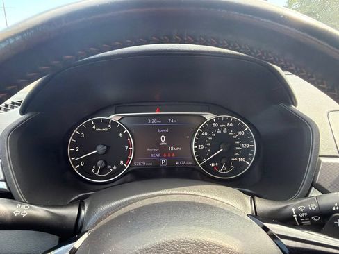 Used 2024 Nissan Altima 2.5 SR FWD image 22