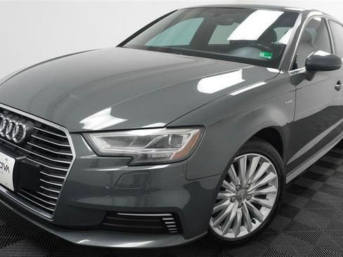 Used 2017 Audi A3 e-tron Premium Plus w/ Technology Package image 53