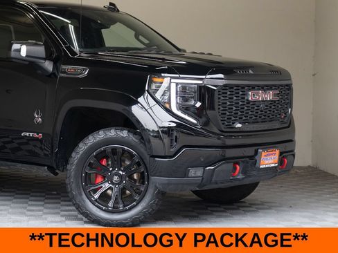 Used 2022 GMC Sierra 1500 AT4 w/ AT4 Premium Package AWD/4WD image 3