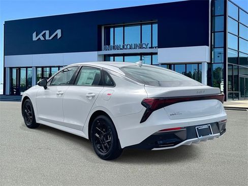 New 2026 Kia K5 LXS image 4