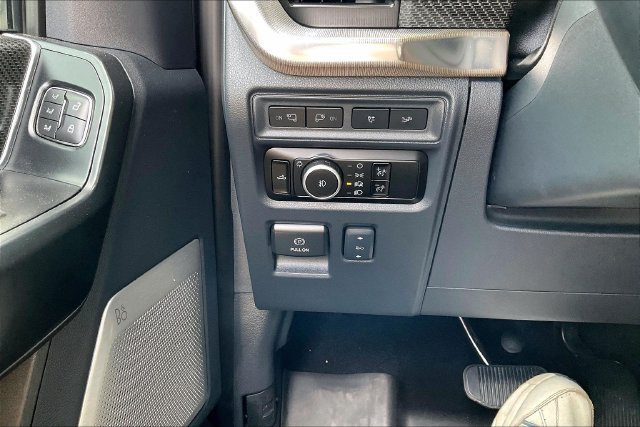 Used 2023 Ford F150 Raptor w/ Raptor 37 Performance Package AWD/4WD image 17