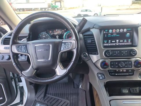 Used 2019 GMC Yukon XL Denali w/ Open Road Package image 15