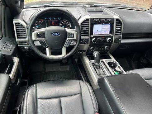 Used 2019 Ford F150 Lariat w/ Equipment Group 502A Luxury AWD/4WD image 25