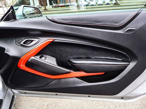 Used 2018 Chevrolet Camaro LT image 33