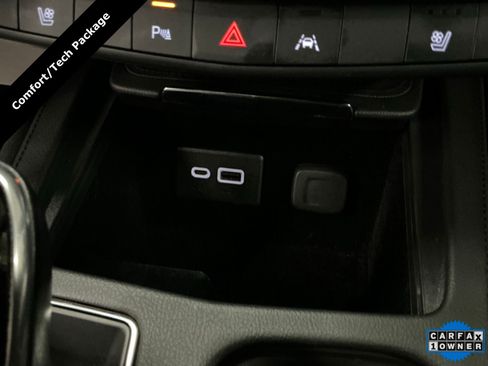 Used 2021 Cadillac XT4 Premium Luxury image 26