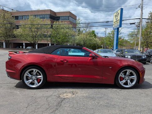 Used 2021 Chevrolet Camaro SS RWD image 6