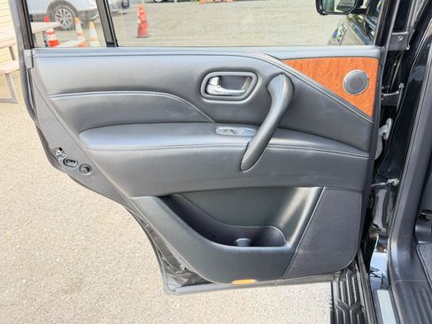 Used 2018 INFINITI QX80 4WD image 35