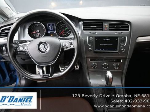 Used 2017 Volkswagen Golf Alltrack SE AWD/4WD image 26