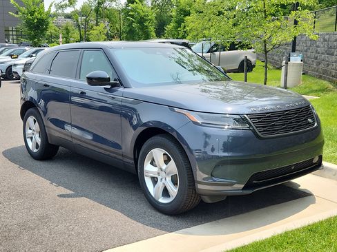 New 2026 Land Rover Range Rover Velar S image 10