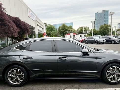 Used 2021 Hyundai Sonata SEL FWD image 8
