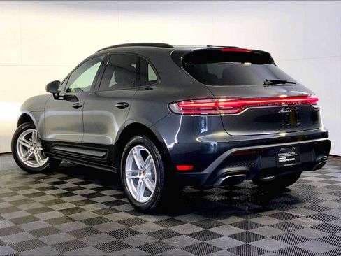 Used 2026 Porsche Macan AWD/4WD image 3