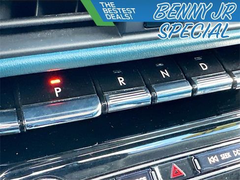 Used 2020 Lincoln Corsair Reserve w/ Beyond Blue Interior Package image 17