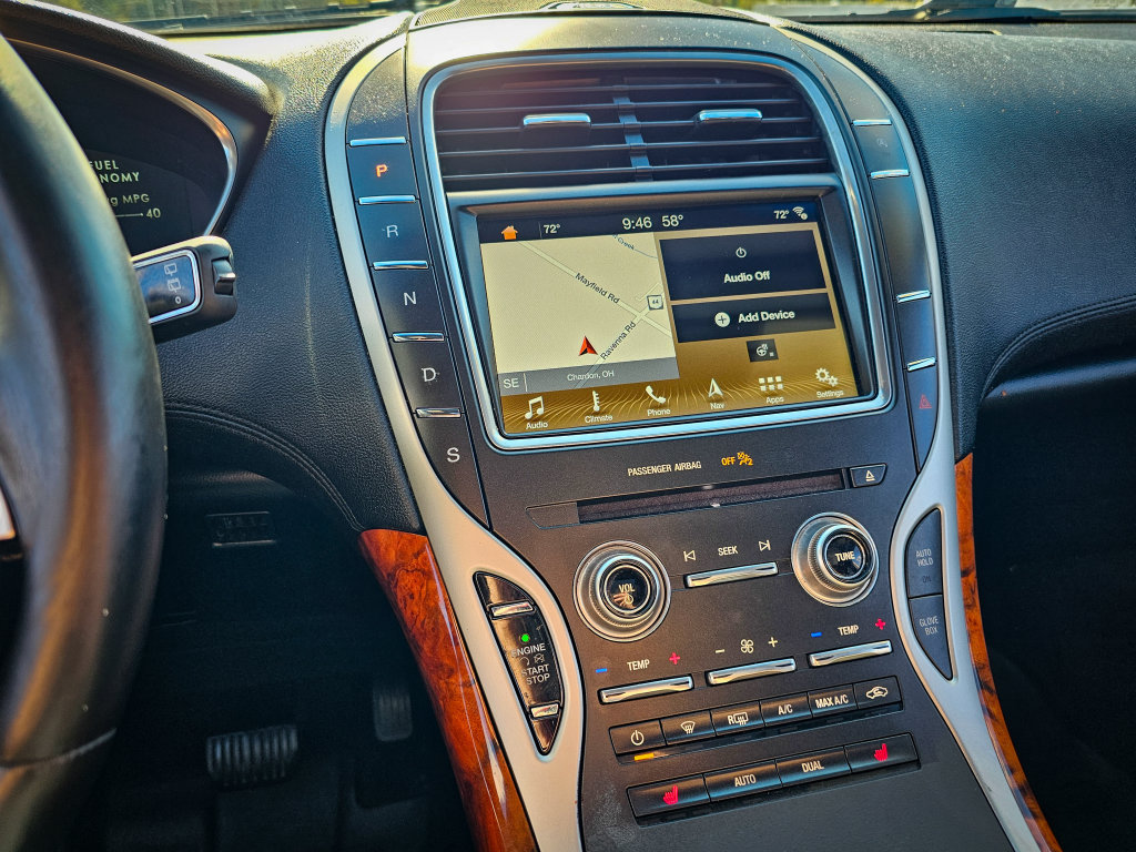 Used 2019 Lincoln Nautilus Select AWD/4WD image 22