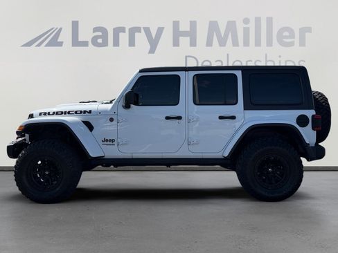 Used 2019 Jeep Wrangler Unlimited Rubicon image 2