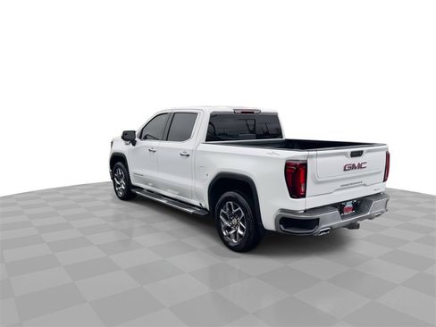 New 2026 GMC Sierra 1500 SLT image 6