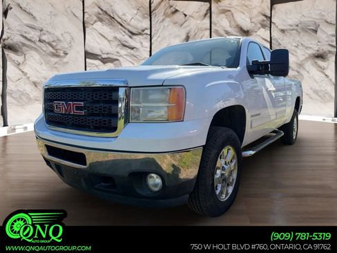 Used 2011 GMC Sierra 2500 SLT w/ SLT Convenience Package image 1
