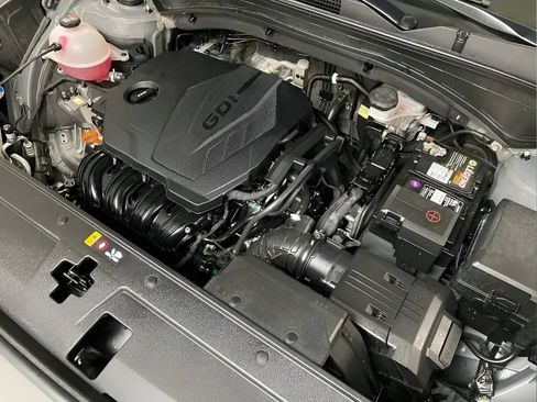 Used 2021 Hyundai Santa Fe SEL AWD/4WD image 16
