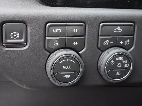 New 2026 Chevrolet Silverado 1500 RST w/ Dark Appearance Package image 27