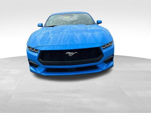 Used 2024 Ford Mustang Coupe image 8