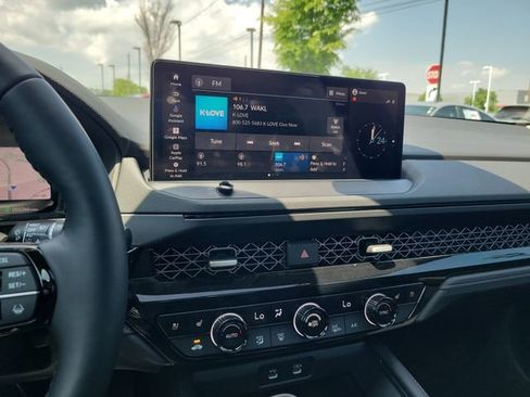 Certified 2025 Honda Accord Touring image 22