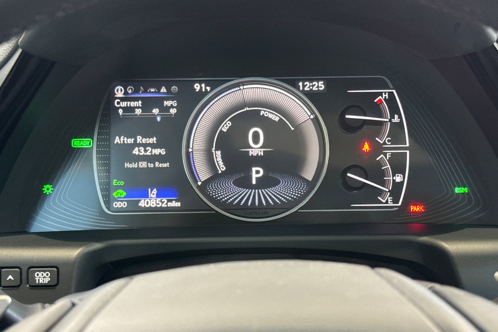 Certified 2025 Lexus ES 300h w/ Premium Package FWD image 33